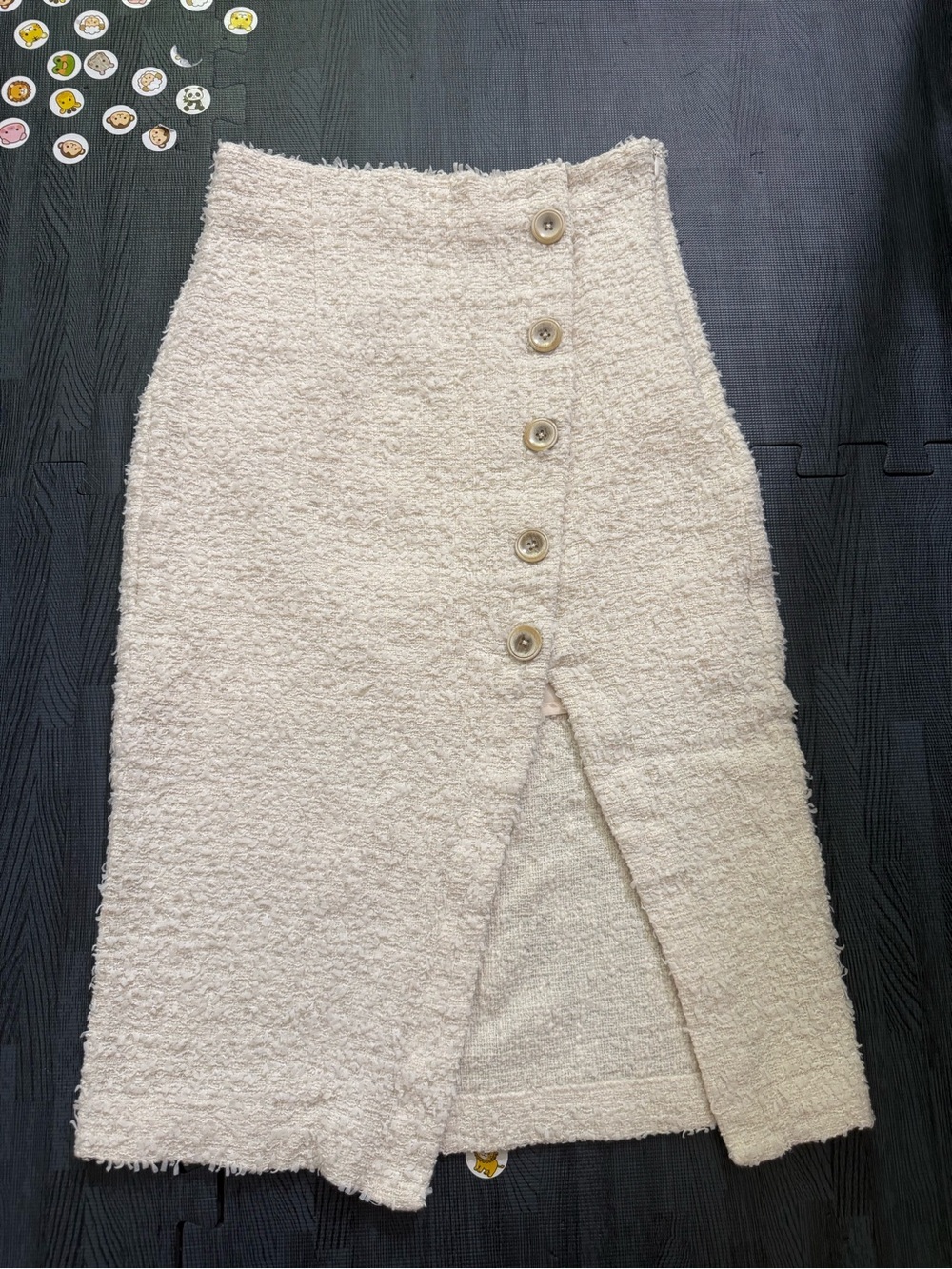Urban Revivo women’s white Skirt